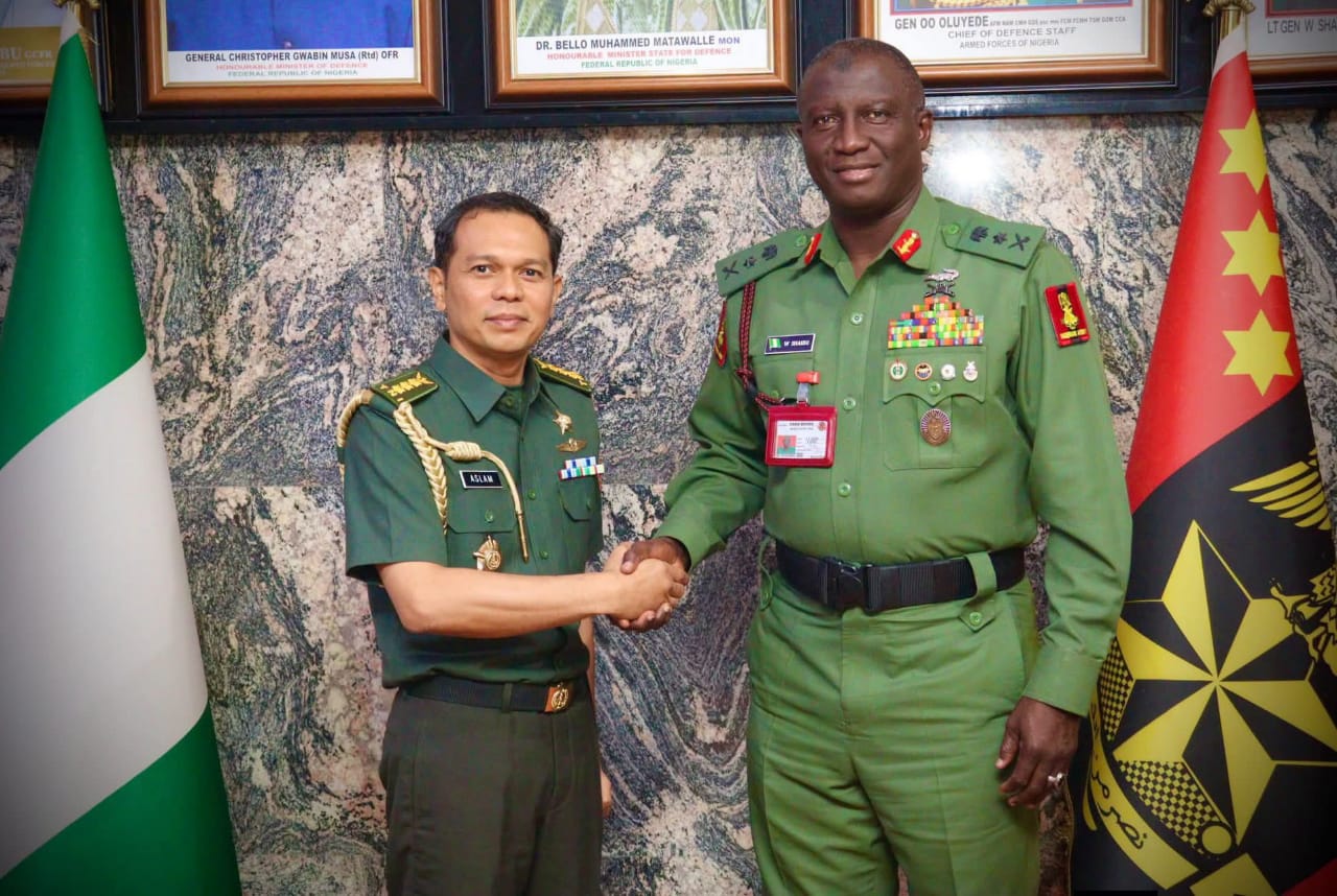 https://prnigeria.com/wp-content/uploads/2026/09/Defence-Attache-of-the-Embassy-of-Indonesia-to-Nigeria-Col-Aslam-Setiawan-and-the-Chief-of-Army-Staff-Lt-Gen-Waidi-Shaibu-at-the-Army-Headquarters.jpeg